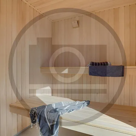 Beautiful In With Sauna Nyaraló